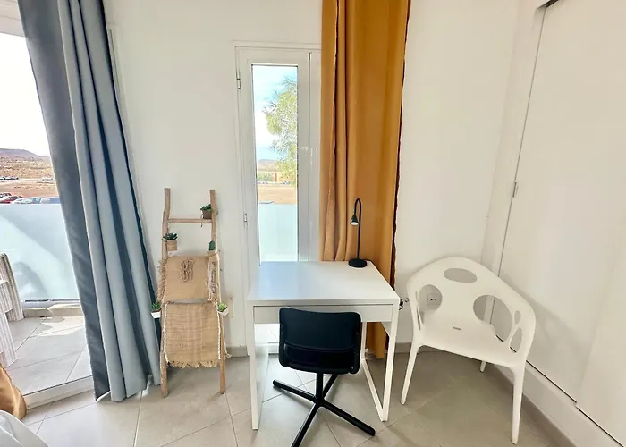 Candy Pop - Ac, High Speed Internet ,desk With Natural Light, Pool And Two Terraces Apartamento Corralejo