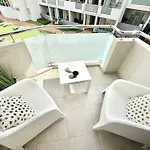 Candy Pop - Ac, High Speed Internet ,desk With Natural Light, Pool And Two Terraces קורלחו