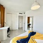 דירה Candy Pop - Ac, High Speed Internet ,desk With Natural Light, Pool And Two Terraces קורלחו