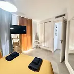 דירה Candy Pop - Ac, High Speed Internet ,desk With Natural Light, Pool And Two Terraces