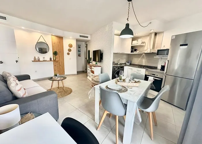 Appartement Candy Pop - Ac, High Speed Internet ,desk With Natural Light, Pool And Two Terraces